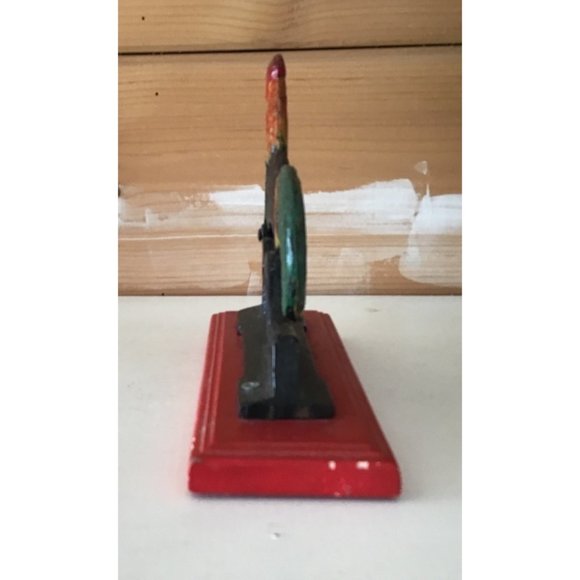 Vintage Early Pollychrome Origin Painted Iron & Wood Roster Nut Cracker - Picture 4 of 5